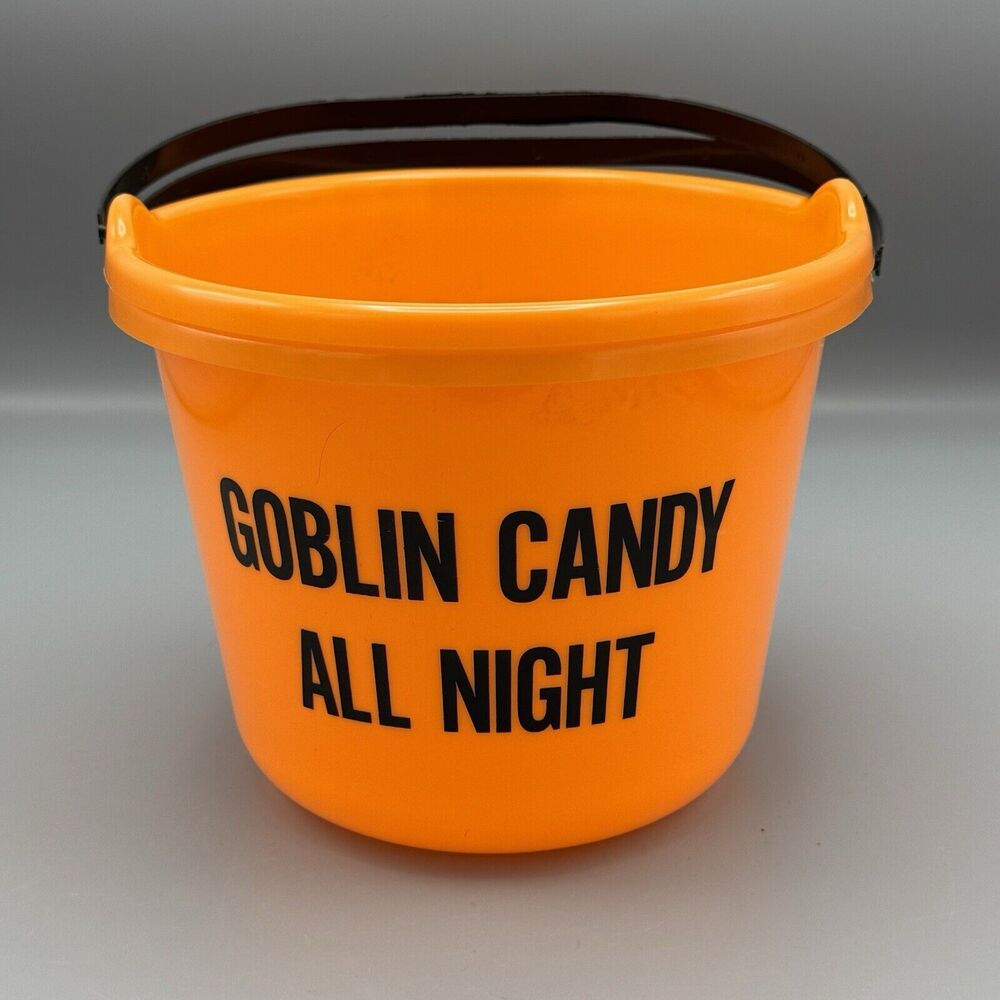 NEW Halloween Lucky Star Plastic Trick or Treat Bucket Goblin Candy All Night